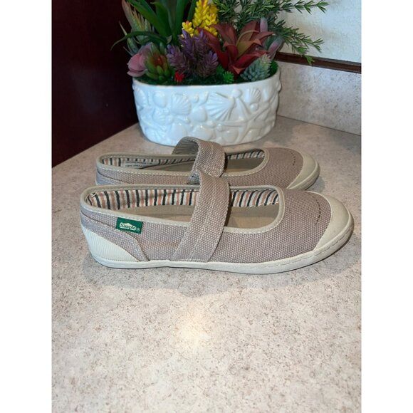 New Simple Shoes Ladies Slip On Shoes Size 7 - Picture 4 of 8